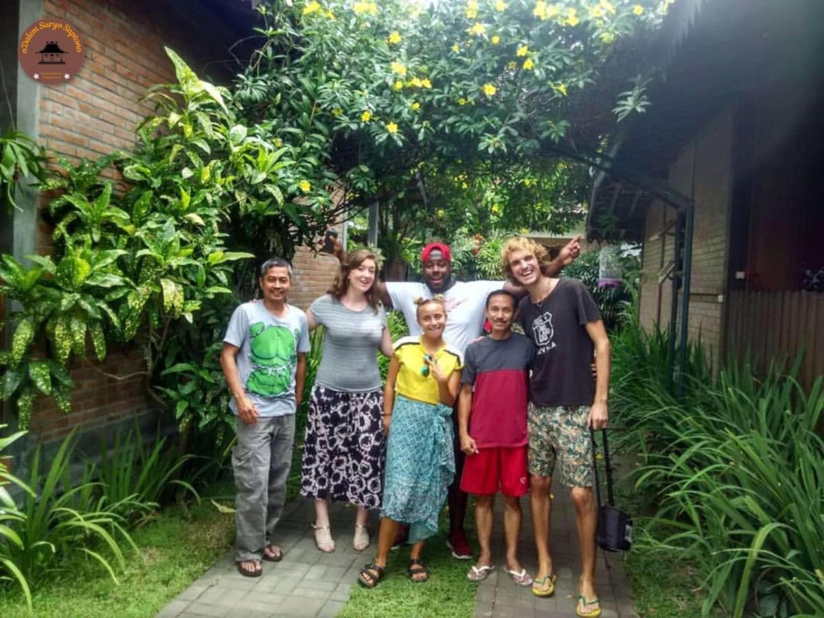 Ndalem Suryo Saptono Guest House Tugu Extérieur photo